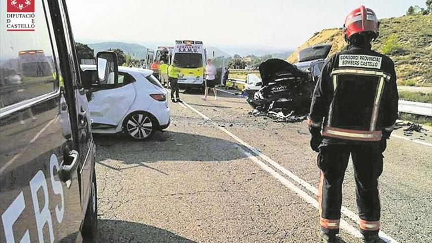 Dos muertos en accidentes en la 340 en Vinaròs y la 232 en Morella