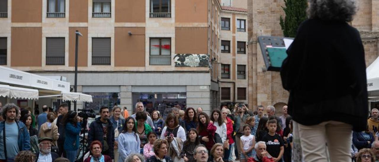 Comienza la Feria del Libro de Zamora que homenajea a Agustín García Calvo