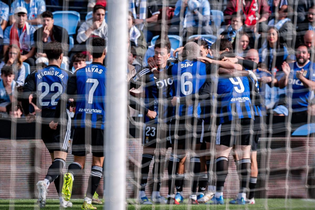 EN IMÁGENES: El Real Oviedo se impone al Celta de Vigo en Balaídos