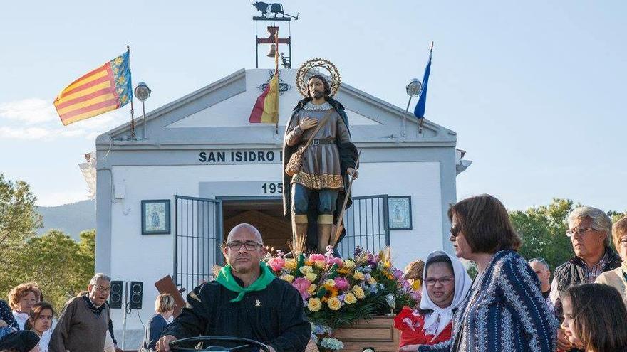 Una imagen de archivo de la tradicional romería crevillentina