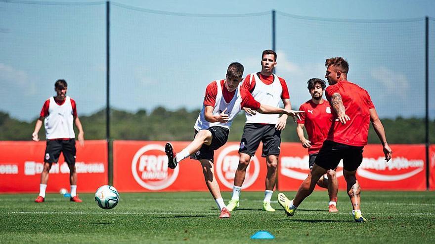 El Girona treballa a La Vinya.