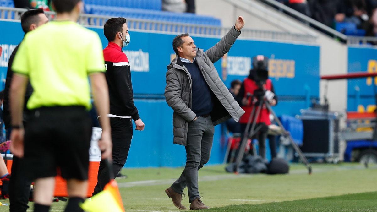 Sergi Barjuan, durante el Barça B-Cornellà