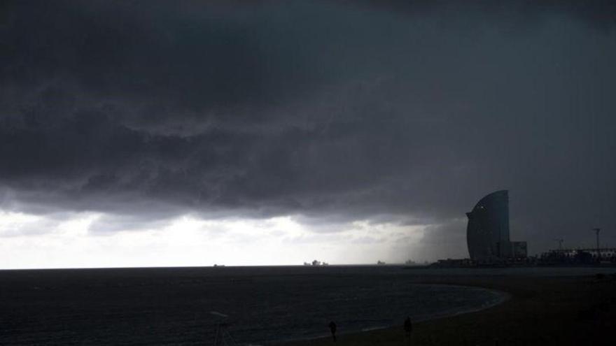 El otoño será cálido tras el verano con más tormentas del siglo XXI