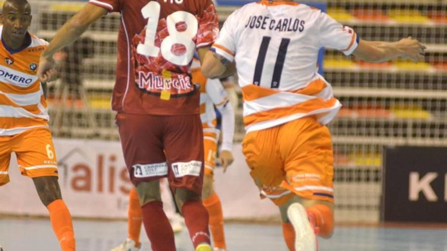 Imagen del derbi en el Palacio de Deportes de Cartagena.