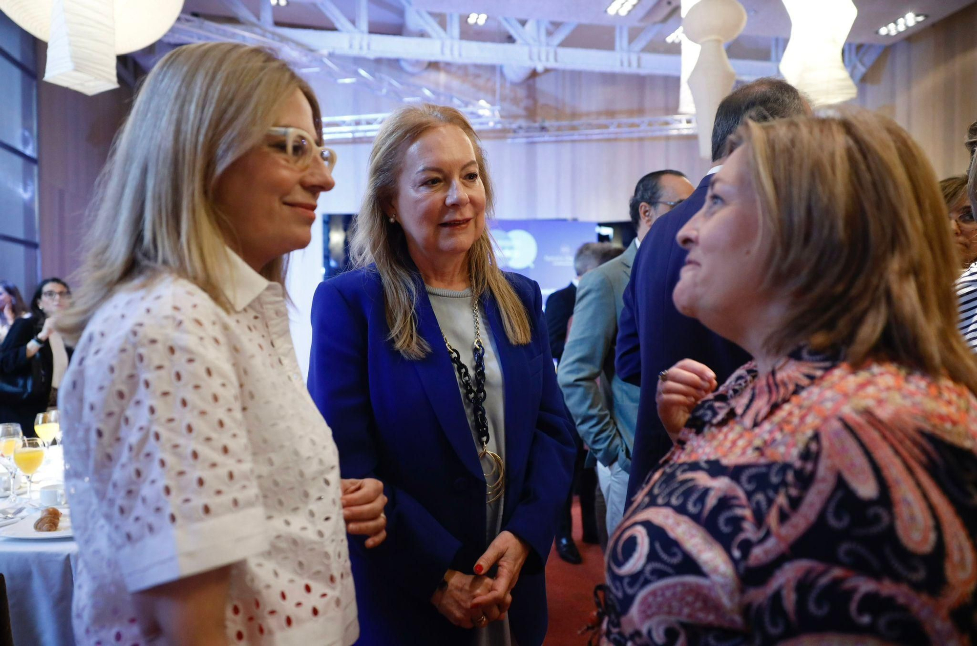 Natalia Chueca, en los Desayunos-Coloquios de EL PERIÓDICO DE ARAGÓN