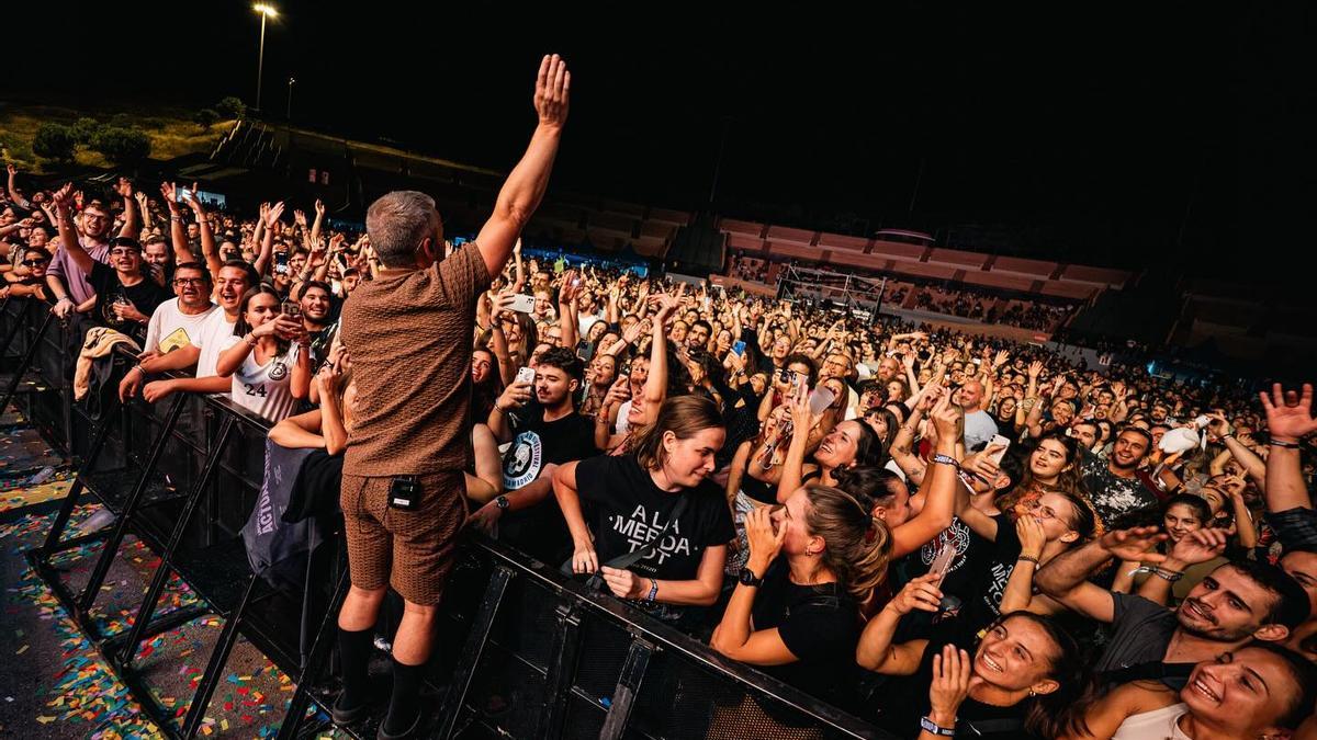 Un concierto del Pirata Beach Fest.