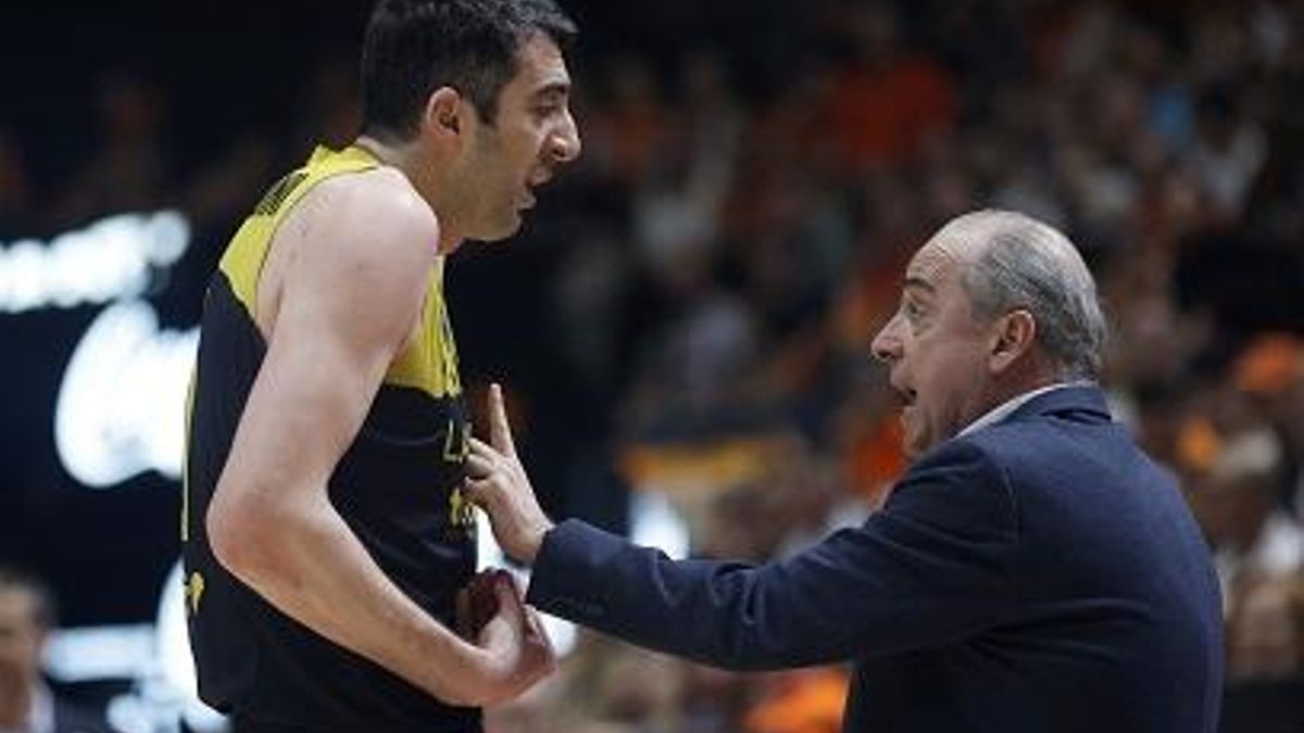 Gio Shermadini y Txus Vidorreta, en La Fonteta.