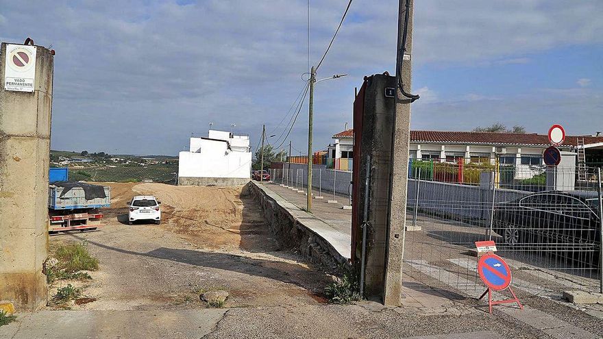 El Ayuntamiento de Montilla habilita un nuevo aparcamiento en la zona centro