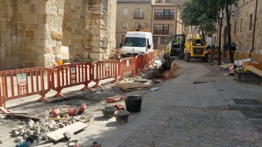 Obras de derivación del colector hacia el Motín de la Trucha.