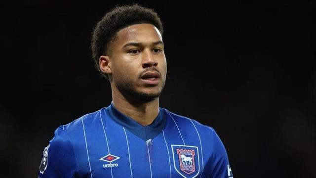 Cajuste, en un partido con el Ipswich Town.