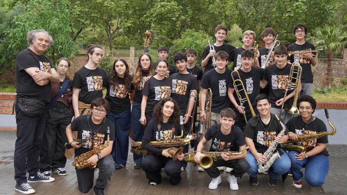 Los componentes de la Jove Big Band Sedajazz