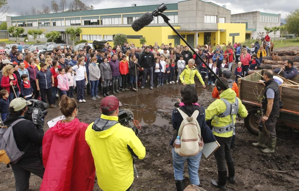 El popular presentador estuvo ayer en Chandebrito // Alba Villar