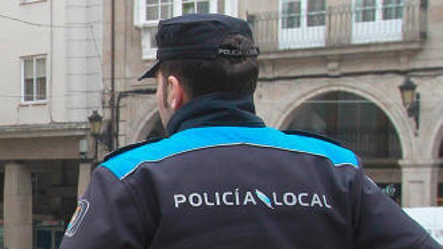 Detenido en Ourense después de amenazar con un cuchillo a una camarera y a un cliente en un bar