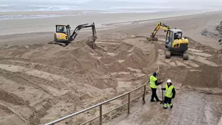 ¿Por qué había dos excavadoras en la arena de Salinas? Este es el motivo de los trabajos que inquietan a los vecinos