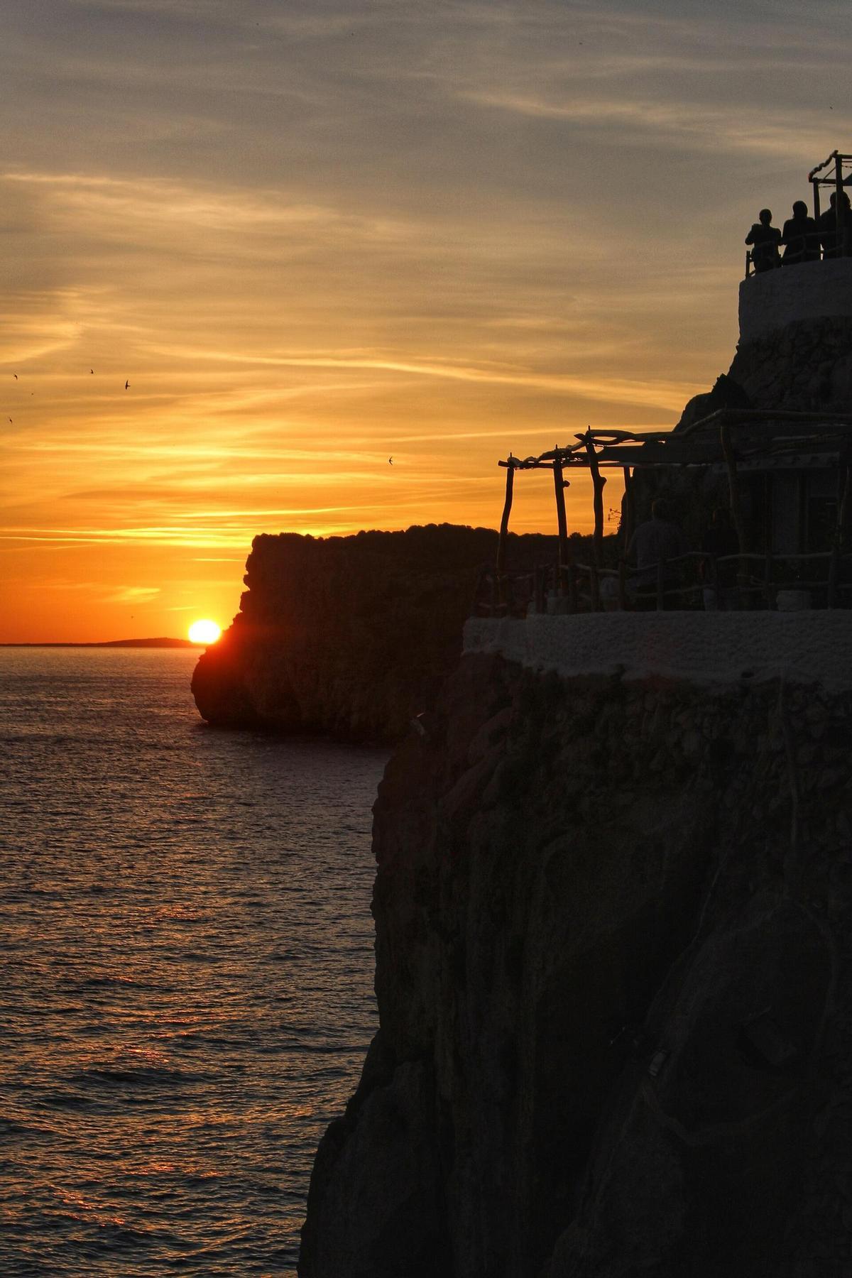 Sunset de Cova d'en Xoroi