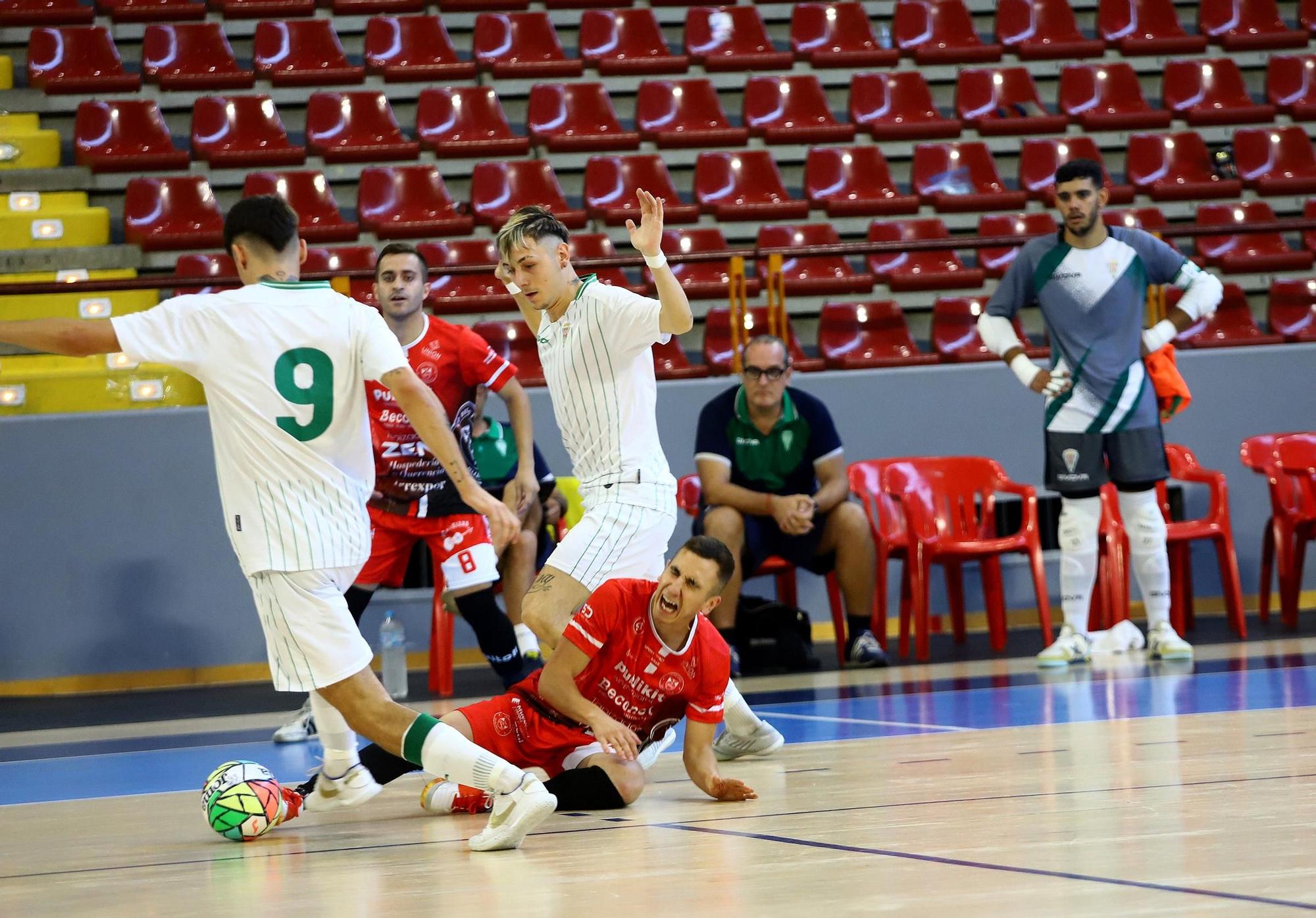 El derbi Córdoba Futsal B - Beconet Bujalance, en imágenes