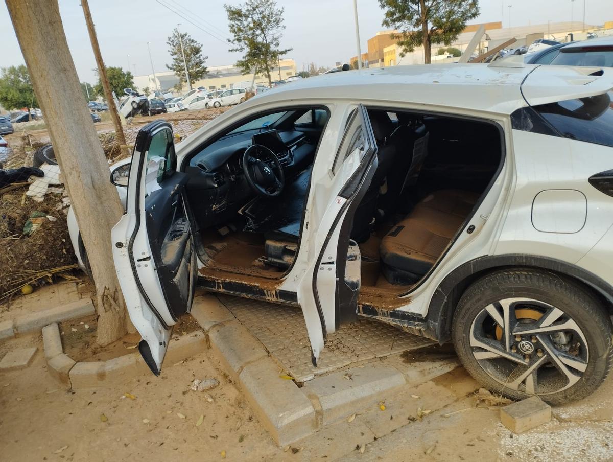 Estado del cocehe de José García, uno de los coches desaparecidos tras la dana