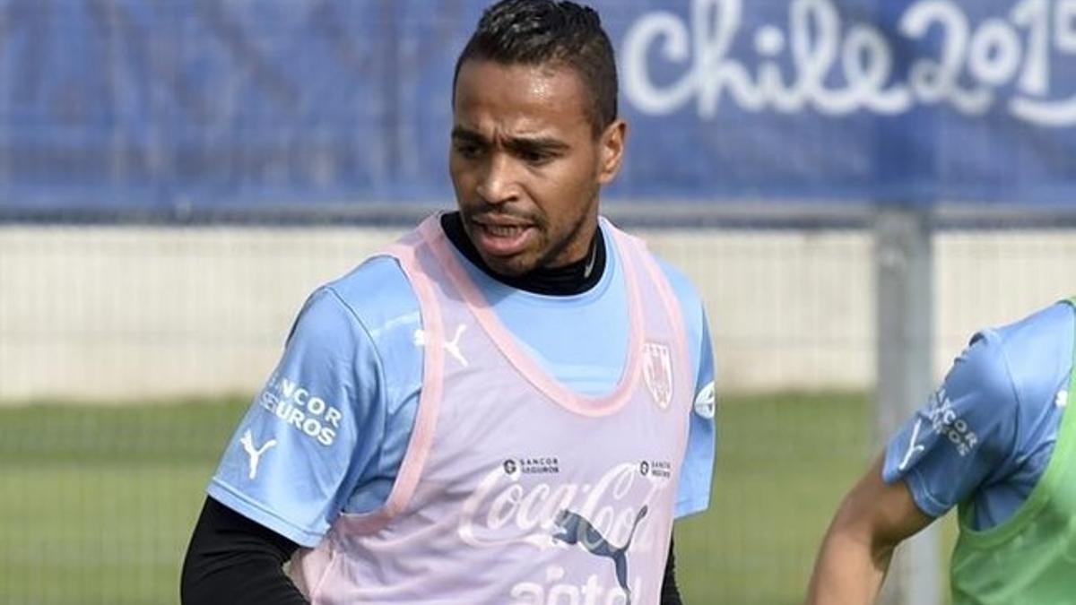 Álvaro Pereira llega al Getafe con el handicap de una sanción de ocho partidos