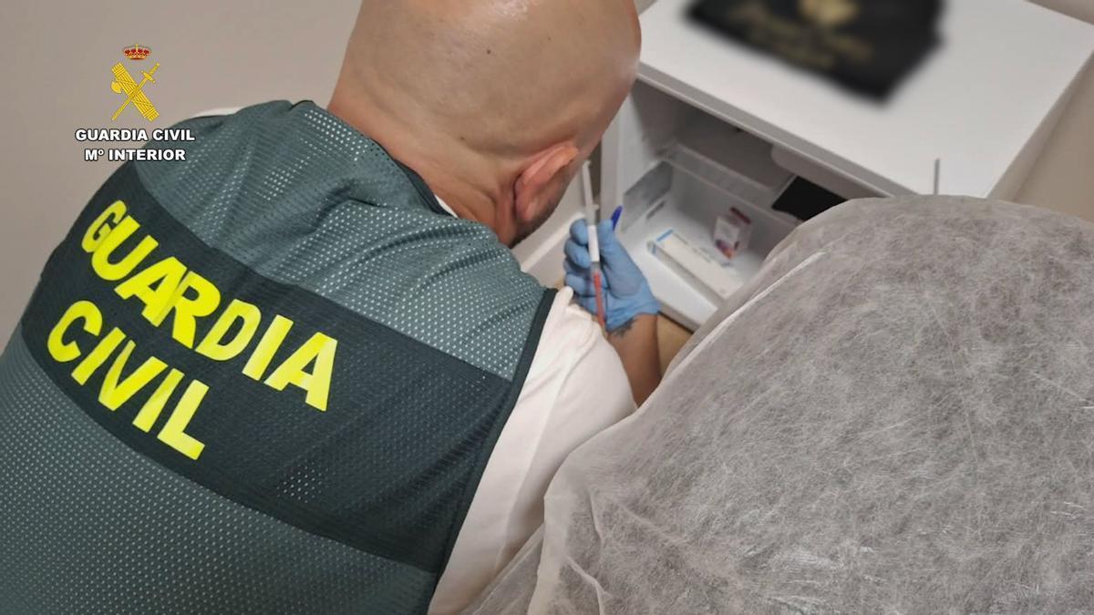 VÍDEO: Una operación contra clínicas clandestinas termina con nueve detenidos (uno de ellos en Asturias) y 10.000 dosis de bótox intervenidas
