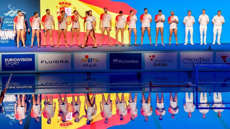 La selección de waterpolo reina por fin en Europa y ya está en los Juegos