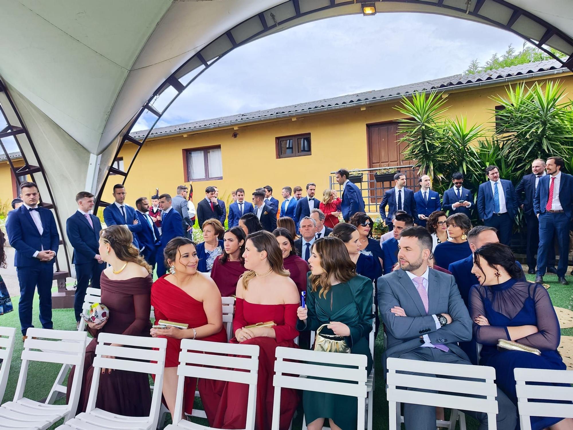 La boda de Lara Álvarez en el castillo de San Cucao, en imágenes