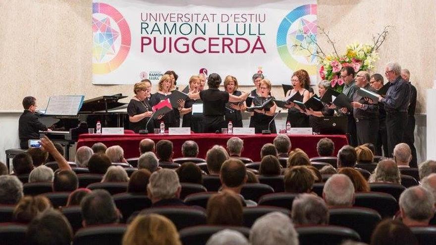 Puigcerdà es queda sense el seu juliol acadèmic, cultural i festiu