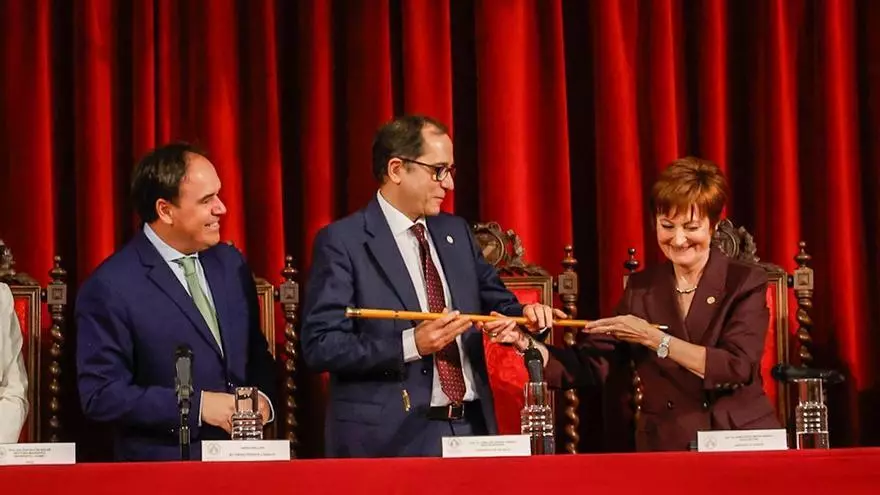 La toma de posesión del nuevo rector de la Universidad de València