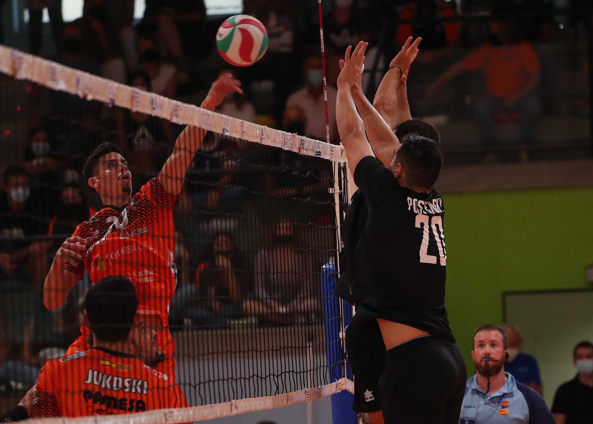 Partido de Voleibol entre Leleman Valencia Voleibol y el Teruel voleibol