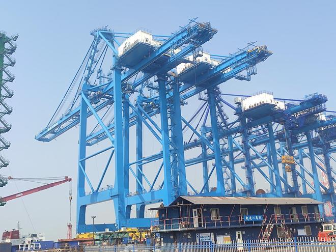 Así avanza en China la construcción de las megagrúas del Puerto de Las Palmas