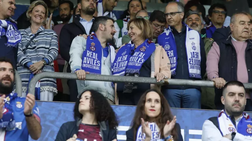 Empresarios y grupos municipales celebran la "deuda cero" del Real Avilés: "Comienza una nueva era"