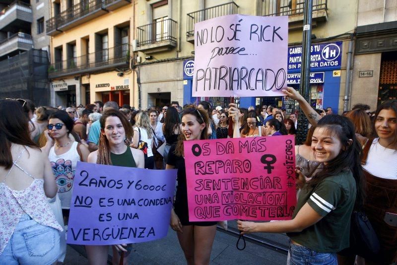 Manifestación contra la puesta en libertad de La Manada en Zaragoza