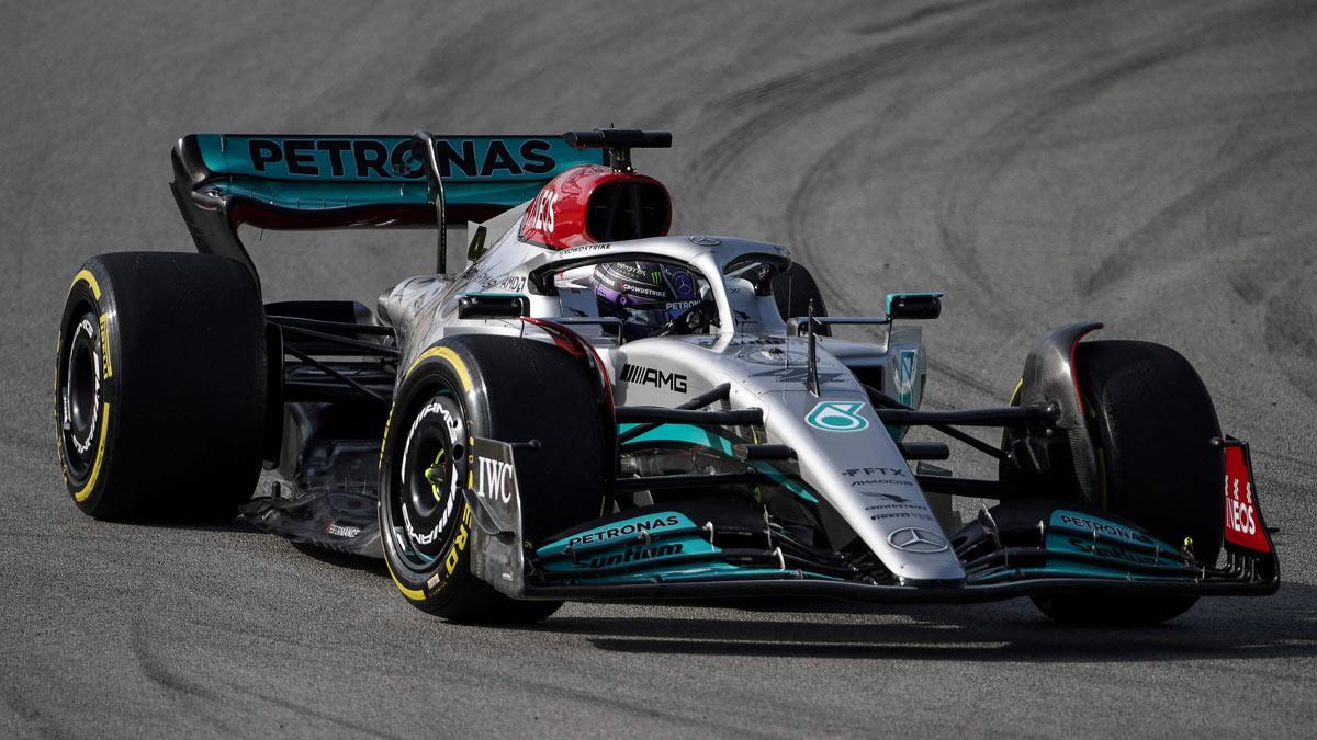 Hamilton, durante los test de Barcelona