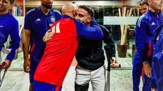 Luis de la Fuente. sobre Dani Carvajal: "Le han operado esta mañana y ha salido todo bien".