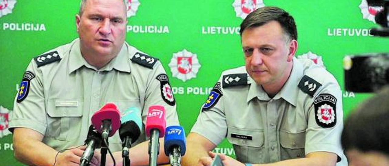 El diario ‘Lietuvos Rytas’ cubrió la rueda de prensa de Giedrius Skaladas y Darius Zakauska cuando los denunciaron. | | LP/DLP