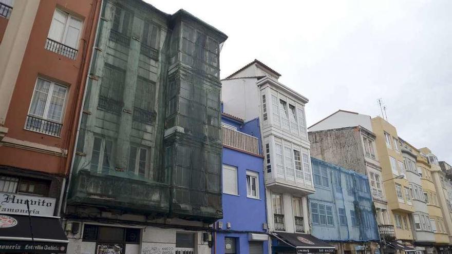 Edificios protegidos en la calle San Juan.