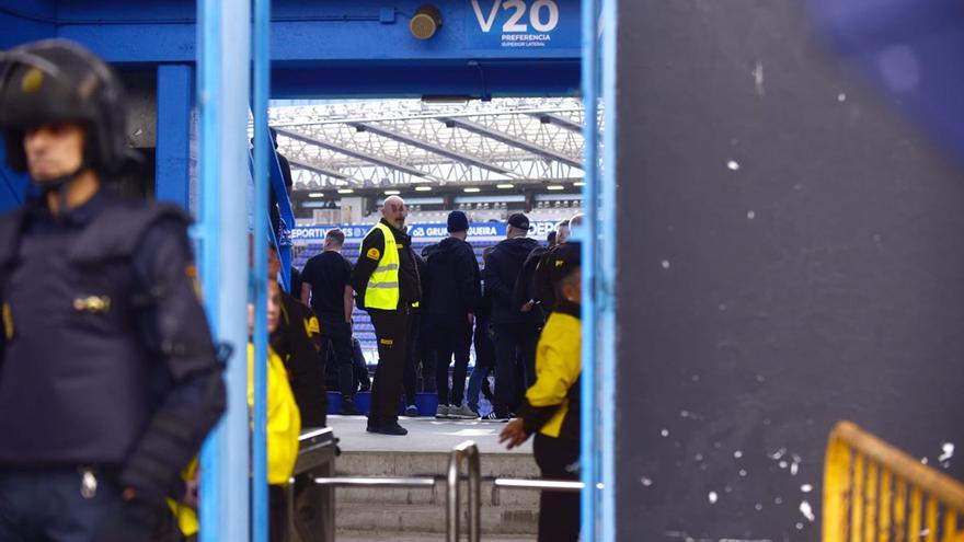 Sanción a 140 ultras del Málaga por los disturbios en la víspera del Deportivo - Málaga