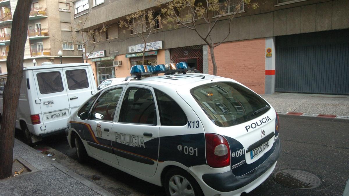 La calle Moncasi, vía en la que se ubicaba la vivienda de la víctima.