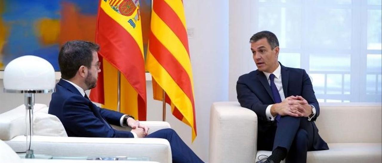 El presidente del Gobierno, Pedro Sánchez, y el ’president’ de la Generalitat, Pere Aragonès.