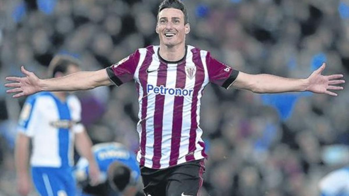 Goleador 8 Aduriz, el referente ofensivo del Athletic, después de marcar un gol clave ante el Espanyol en las semifinales de Copa, el 4 de marzo.