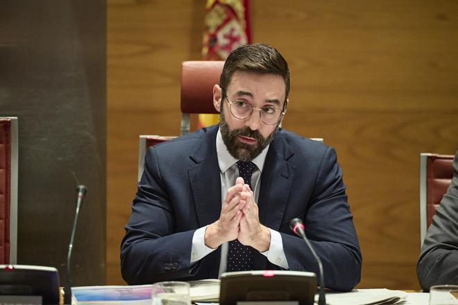 Расследуют причины масштабного отключения электричества в Испании