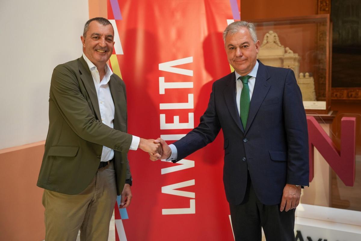 26/06/2026 Sevilla.-El Paseo Colón acogerá un final de etapa "inigualable" de La Vuelta con salida del pelotón desde Dos Hermanas. La Vuelta Ciclista a España llegará de nuevo a Sevilla, en su edición número 81, y lo hará albergando el final de la etapa 17, el día 9 de septiembre, con salida en Dos Hermanas y un trazado de 189 kilómetros. La meta estará en el Paseo de Colón, a la altura de la plaza de toros de la Real Maestranza. SOCIEDAD ANDALUCÍA ESPAÑA EUROPA SEVILLA AYTO.DE SEVILLA
