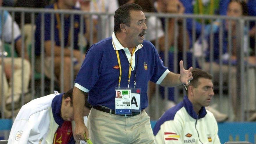 Fallece Juan de Dios Román, artífice de los éxitos del balonmano español