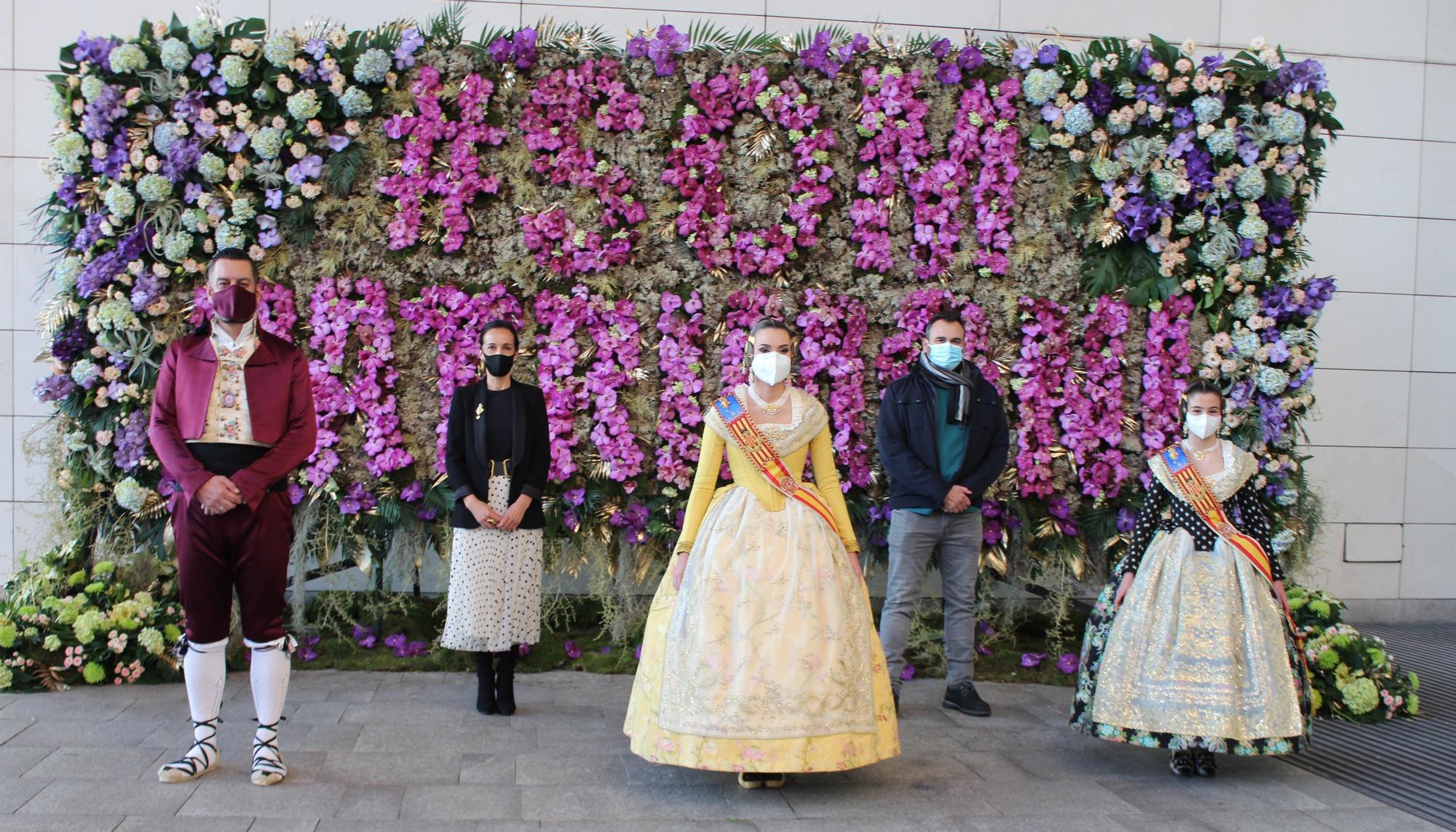 "Photocall" de las Juntas Locales Falleras en la Fiesta del Patrimonio