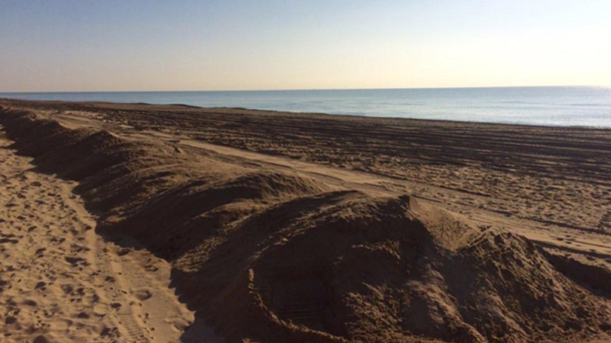 El temporal de Semana Santa hizo estragos en la playa de Gavà