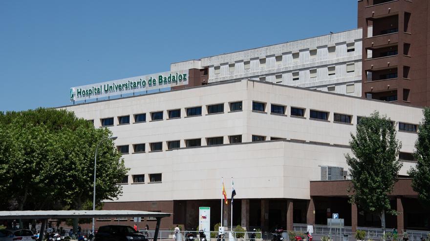 Herida grave tras una caída de moto al circular sin casco en Badajoz