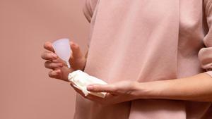 Las apps para la menstruación ayudan a saber cuándo tiene que bajar la regla.