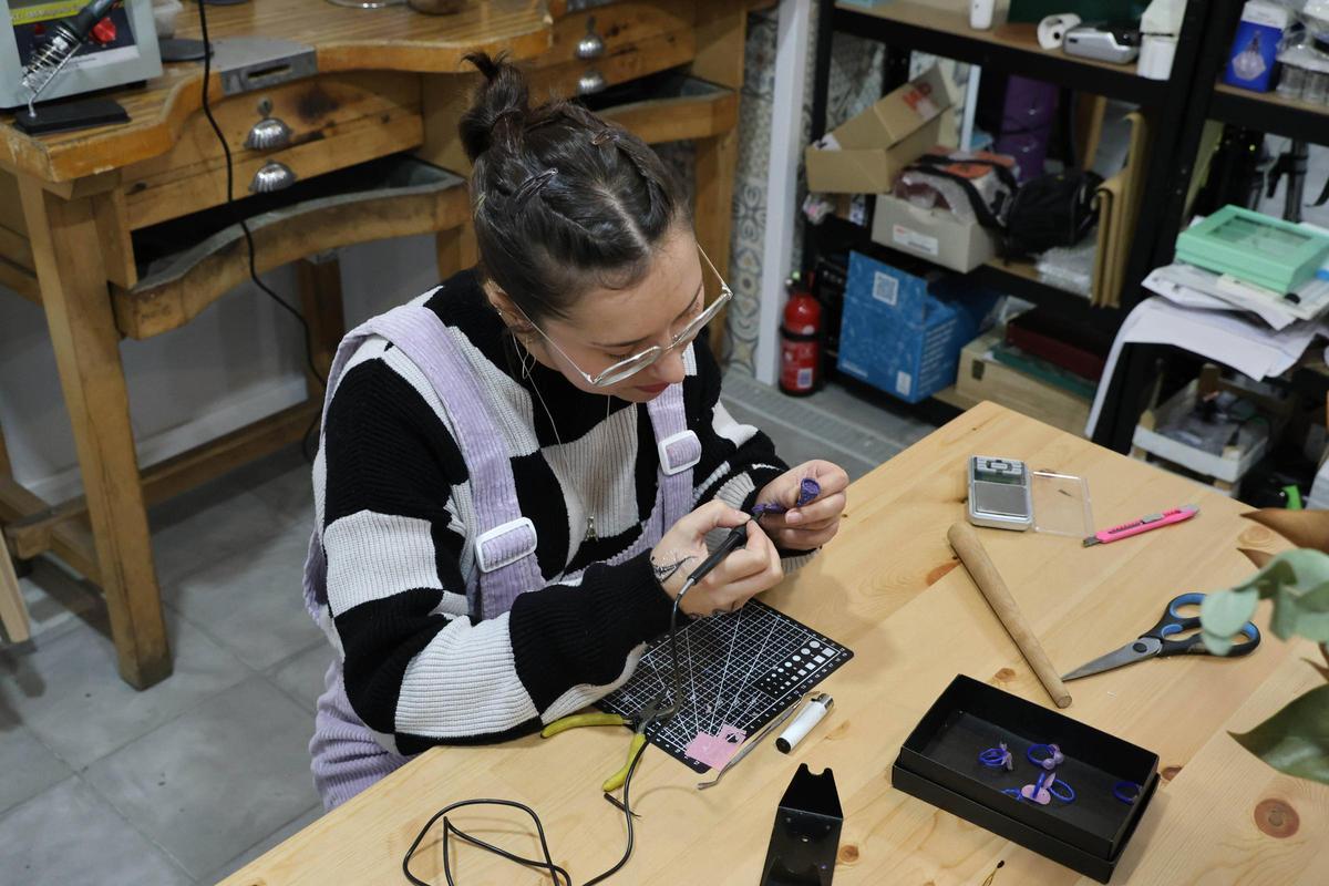 Con sus propias manos... en Vigo