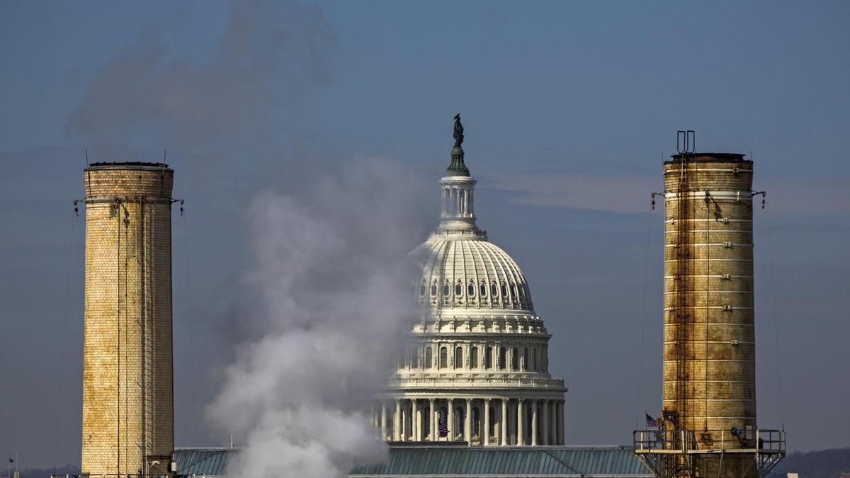 Biden: "EEUU se pone en marcha para reducir nuestros gases de efecto invernadero a la mitad para finales de esta década"