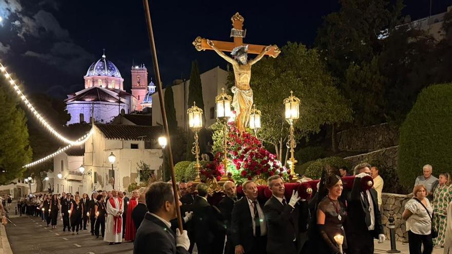 El Cristo del Sagrario centra la jornada grande de las fiestas patronales de Altea