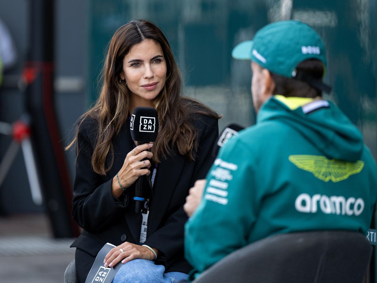 Melissa Jimenez entrevistando a Fernando Alonso